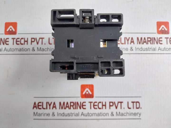 Hmc27-W11-3-pole-Ac-Magnetic-Contactor-55A-200V-50Hz-Hyundai-208480-8