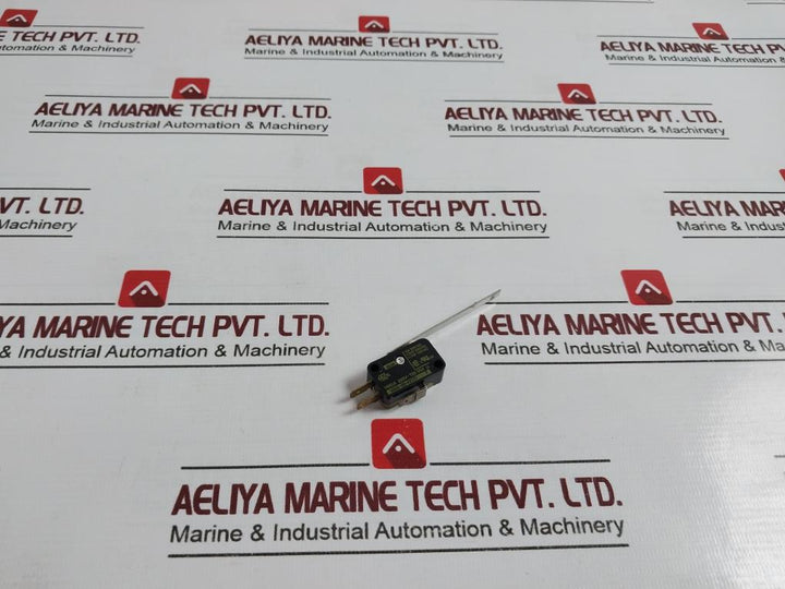 Hobart Xgg6-88-p27Z1 Microswitch 15A 250Vac