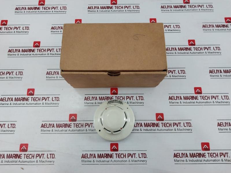 Hochiki Slr-e3Nm Conventional Photo Electric Smoke Detector Max. 40Ma En54-7:2000