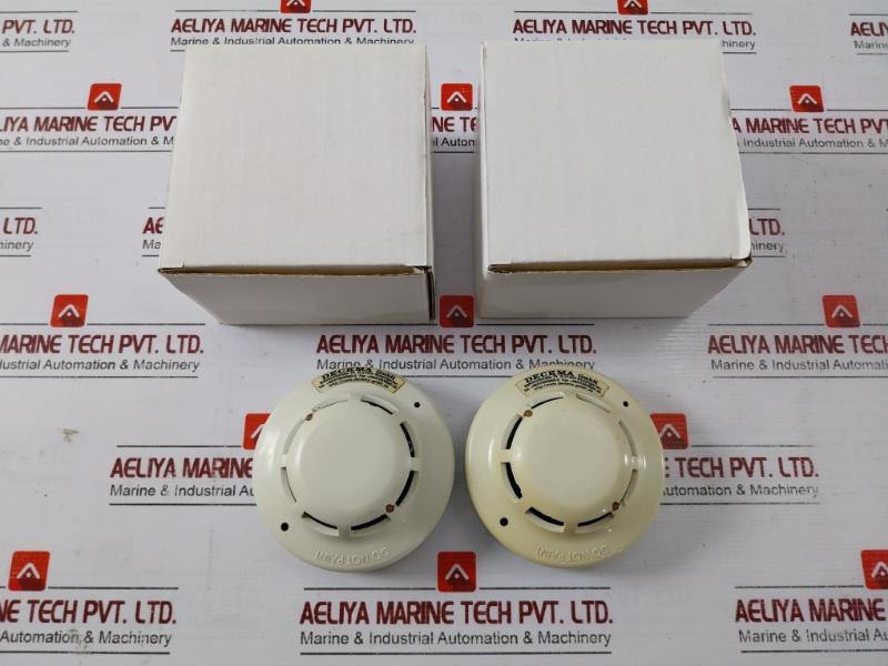 Hochiki Slr-e3Nm Conventional Photoelectric Smoke Detector 9.5-30Vdc Max 40Ma