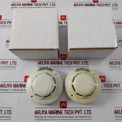 Hochiki Slr-e3Nm Conventional Photoelectric Smoke Detector 9.5-30Vdc Max 40Ma