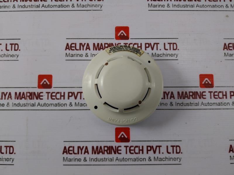 Hochiki Slr-e3Nm Conventional Photoelectric Smoke Detector 9.5-30Vdc Max 40Ma