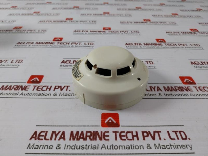 Hochiki Slr-e3Nm Conventional Photoelectric Smoke Detector 9.5-30Vdc Max 40Ma