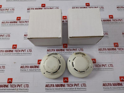 Hochiki Slr-e3Nm Conventional Photoelectric Smoke Detector Gb2281619 En54-7