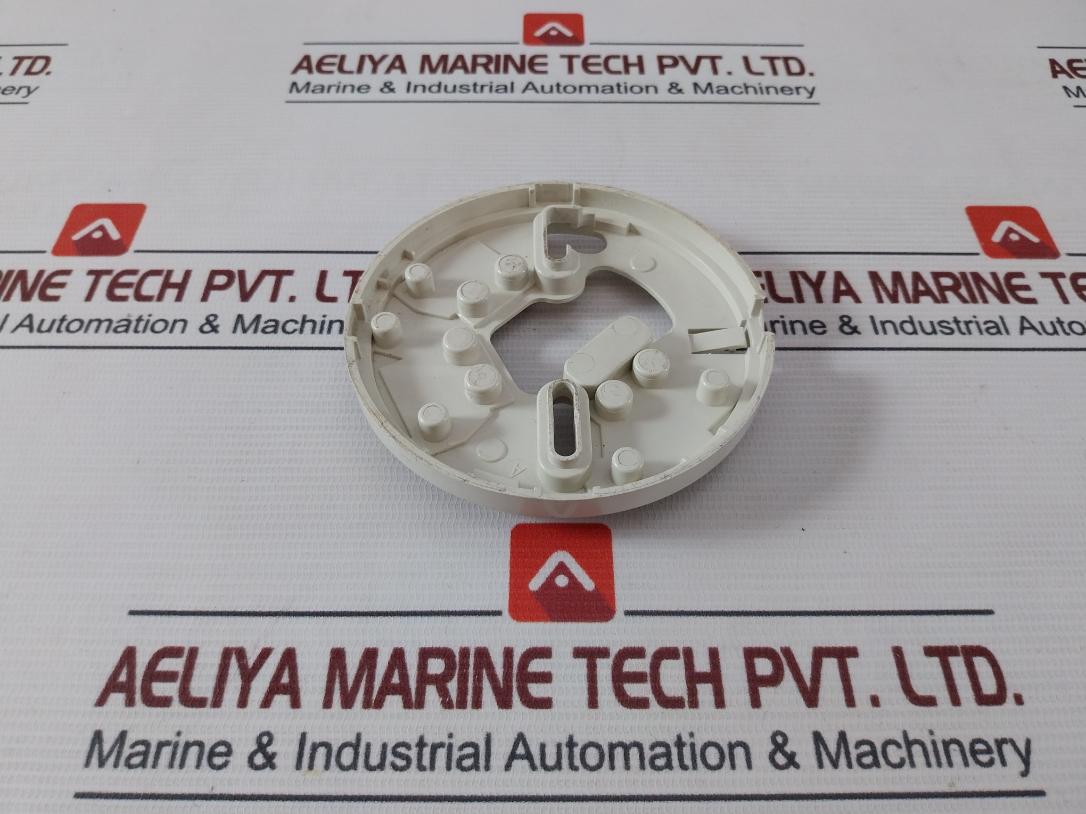 Hochiki Ybn-r/6 Conventional Base