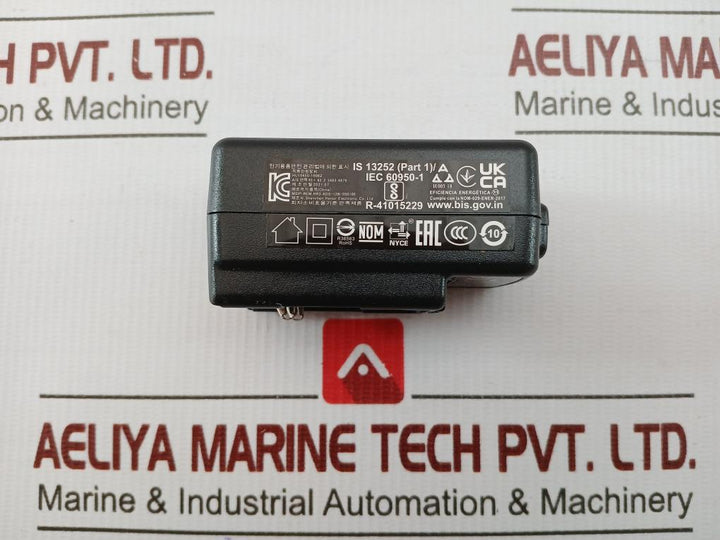 Hoioto Switching Adapter Input-100-240V-50/60Hz Part No 50122154-001