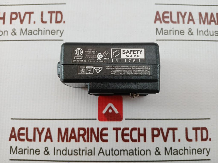 Hoioto Switching Adapter Input-100-240V-50/60Hz Part No 50122154-001