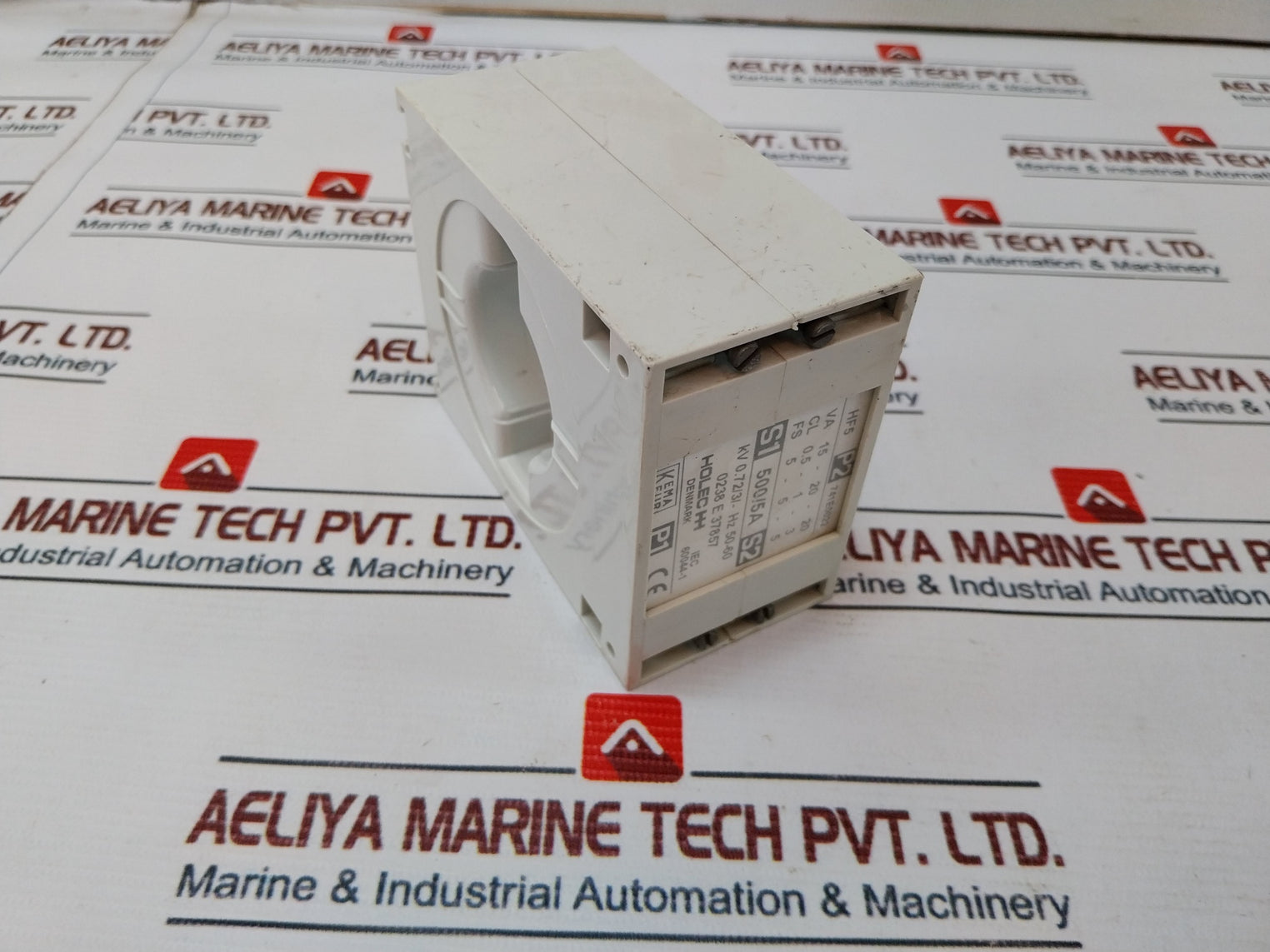 Holec Hf5 Current Transformer 500/5A, Kv 0.72/3/-hz 50-60