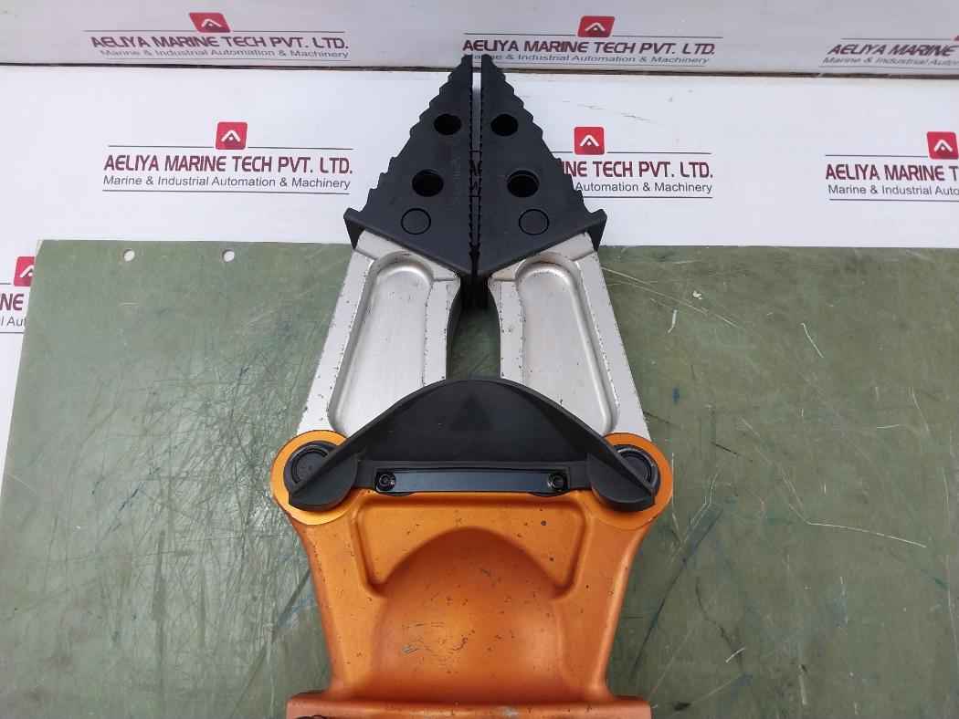 Holmatro Sp 4240 Hydraulic Spreader 150.012.114,72Mpa,142Cc