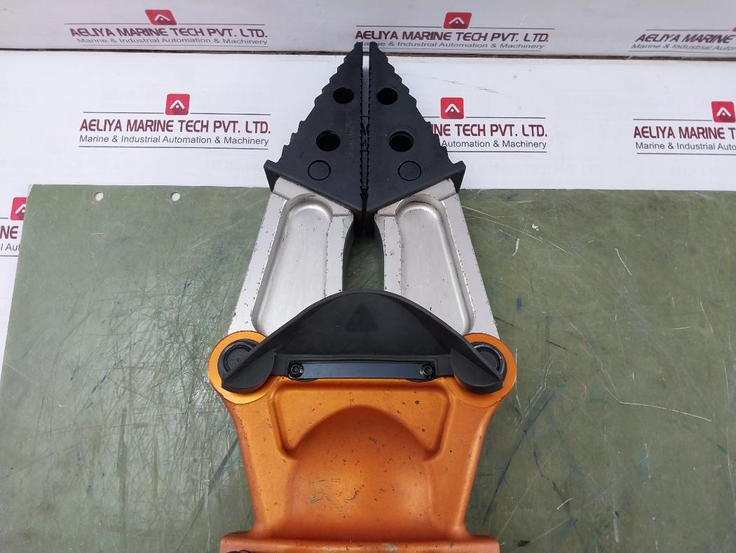 Holmatro Sp 4240 Hydraulic Spreader 150.012.114,72Mpa,142Cc