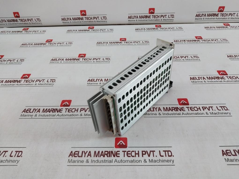 Honeywell 10300/1/1 Converter Module 136-010875B 24Vdc 2250760022-cc 5Vdc 12A