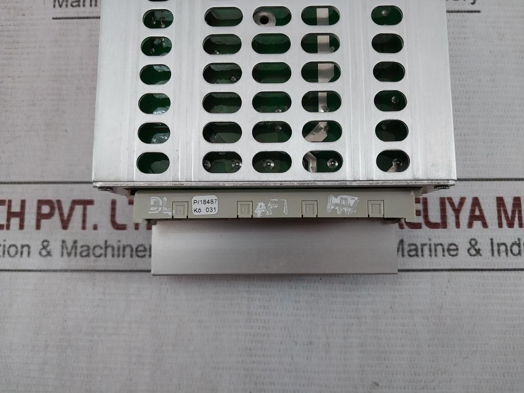 Honeywell 10300/1/1 Converter Module 136-010875B 24Vdc 2250760022-cc 5Vdc 12A