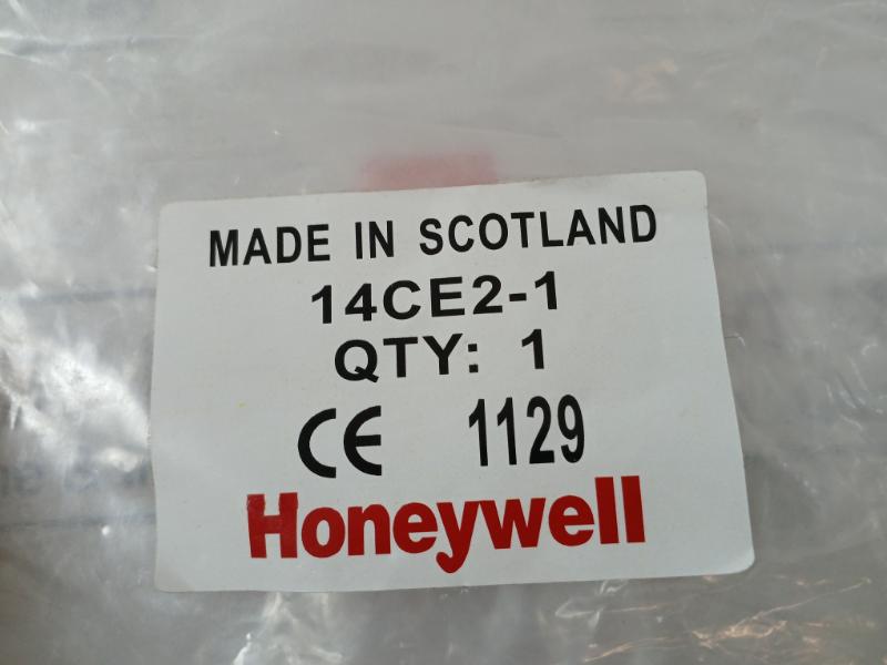 Honeywell 14Ce2-1 Miniature Precision Limit Switch 3-mt 0.75Mm2