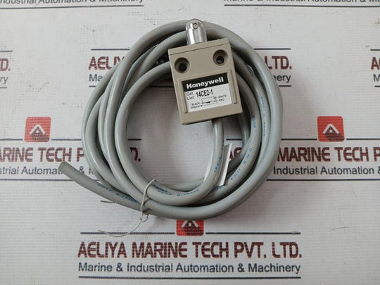 Honeywell 14Ce2-1 Miniature Precision Limit Switch 3-mt 0.75Mm2