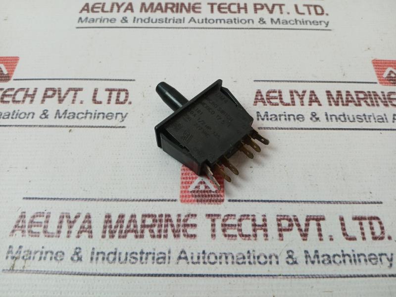 Honeywell 2Dm4 Micro Snap Action Switch L181 10A 1/2 Hp 125 250 277 Vac