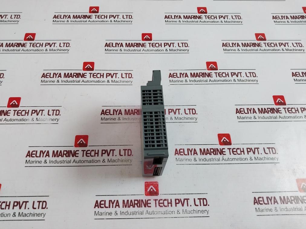 Honeywell 2mlf-tc4s-cc Masterlogic-200 Thermocouple Input Module Tc4s 47200079cc