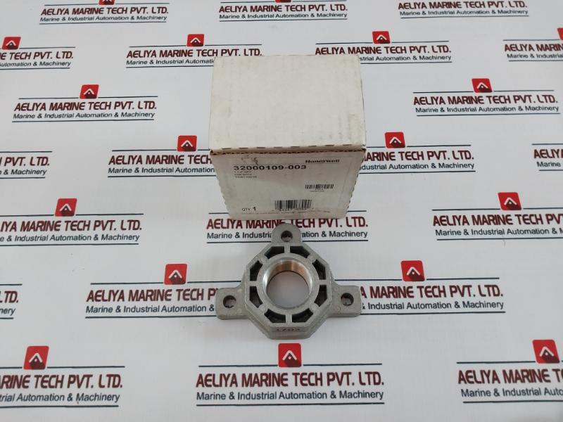 Honeywell 32000109-003 Pipe Adaptor Small Body Integrated Valve Train V5097