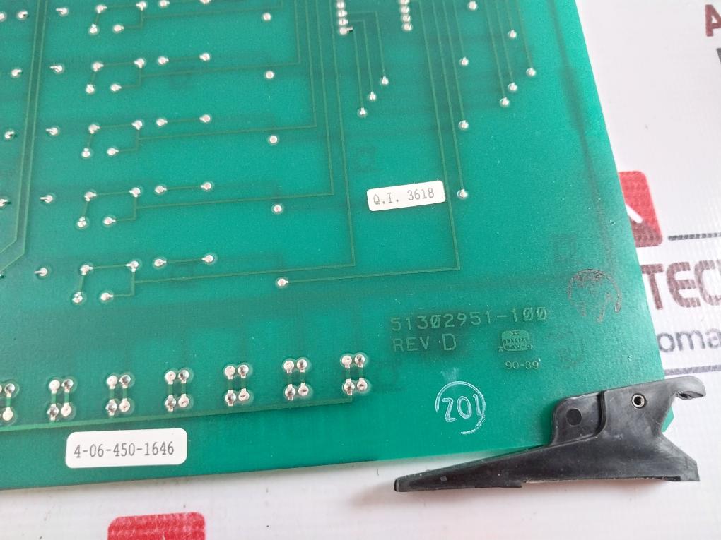 Honeywell 4DP7APXIA322 (F) Analog Input Control Board Rev D 94V