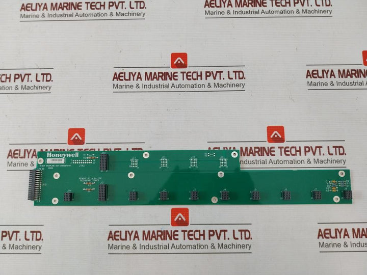 Honeywell 50002670-001 8 Slot Backplane Hc900 50002669-001 Bn15W11-b1439