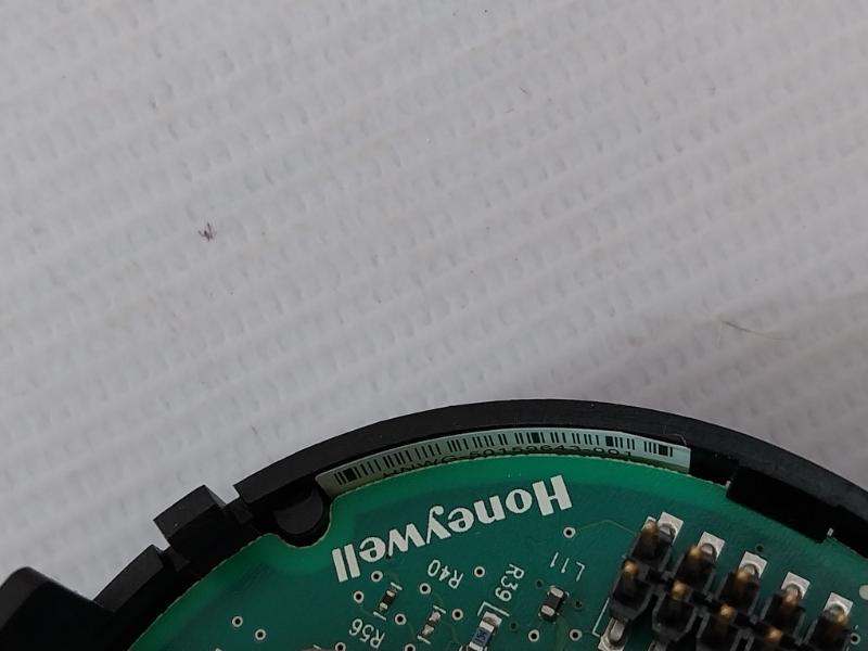 Honeywell 50049849-011 Hart Temperature Transmitter Rev B 94V-0 266554