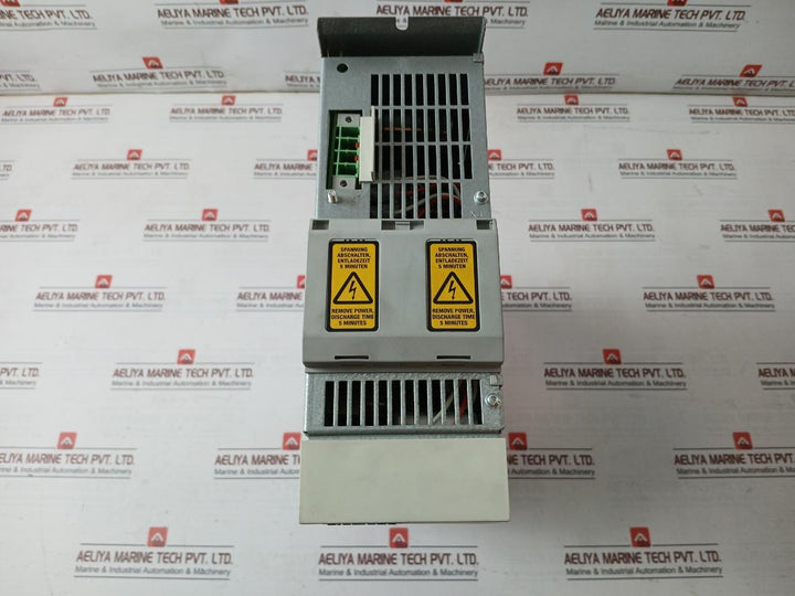 Siemens 6Se7025-0Tp87-2Dd0 Motion Control Capacitor Module For Power Buffering