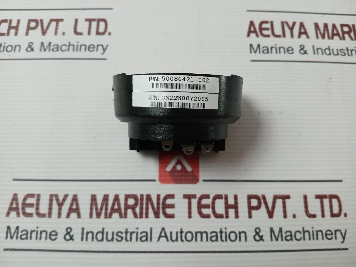 Honeywell 50086421-002 Hart Registered Smartline Temperature Transmitter Used
