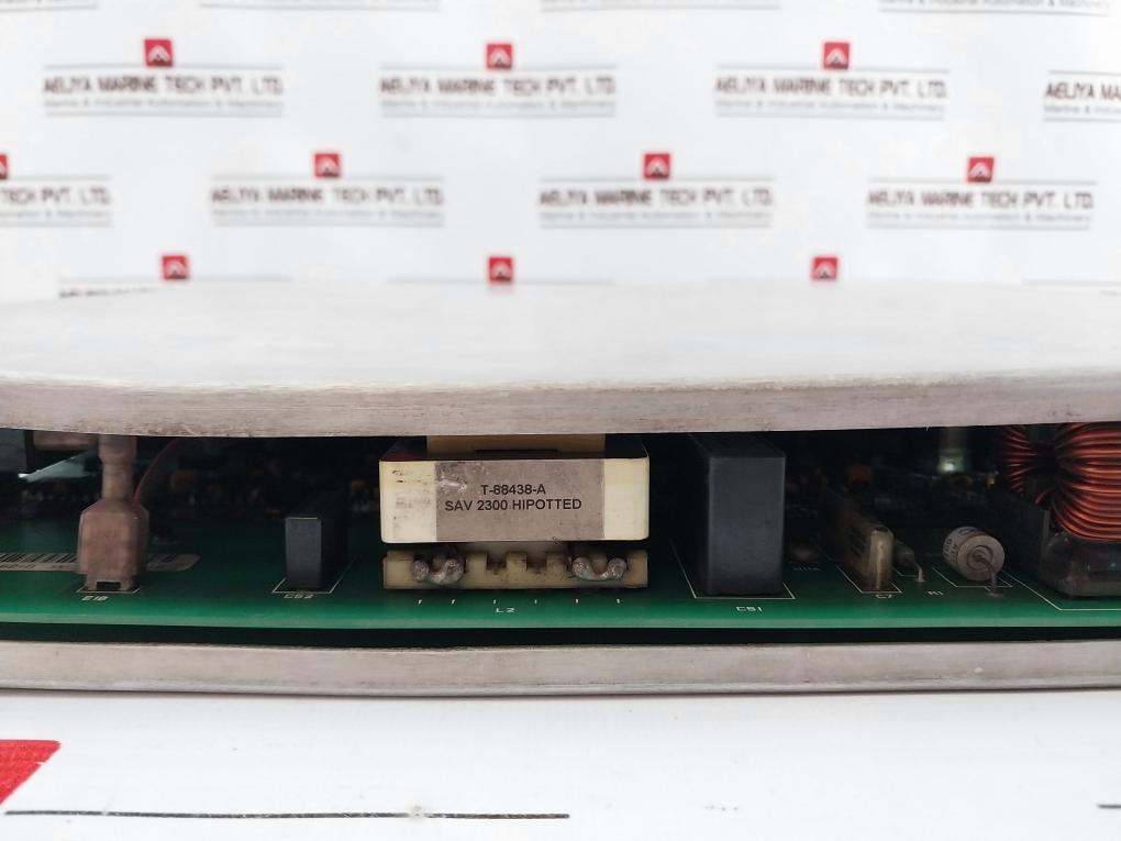 Honeywell 51196653-100 Five-slot Power Supply Module 120V 6A