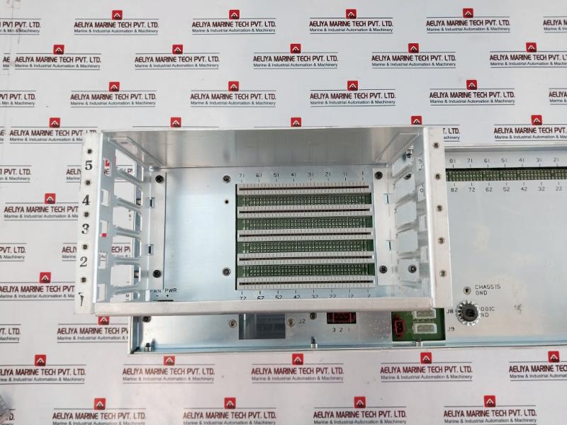 Honeywell 51196692-100 5 Slot Server Chassis Classic Rev B