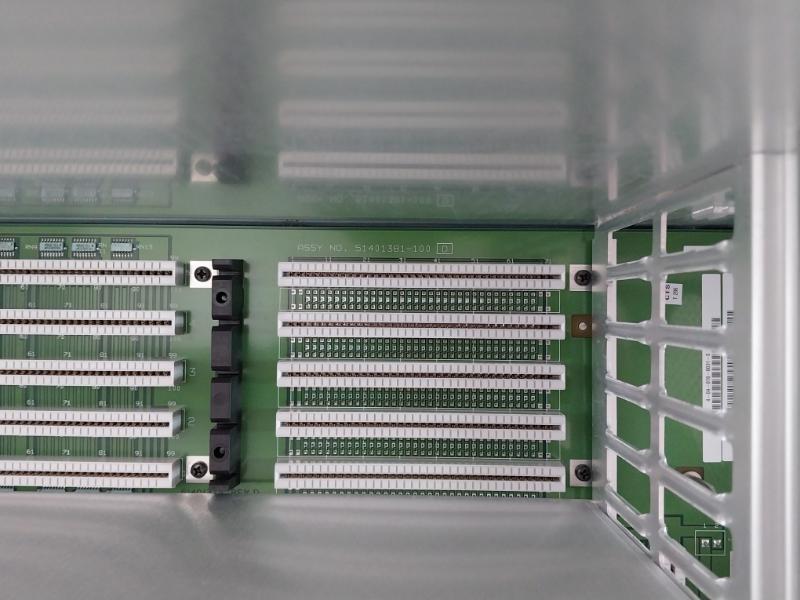 Honeywell 51196692-100 5 Slot Server Chassis Classic Rev B