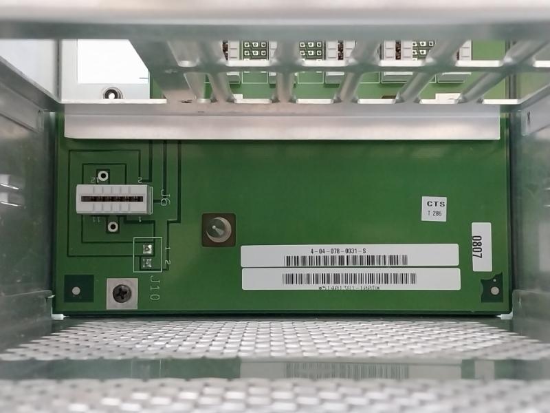 Honeywell 51196692-100 5 Slot Server Chassis Classic Rev B