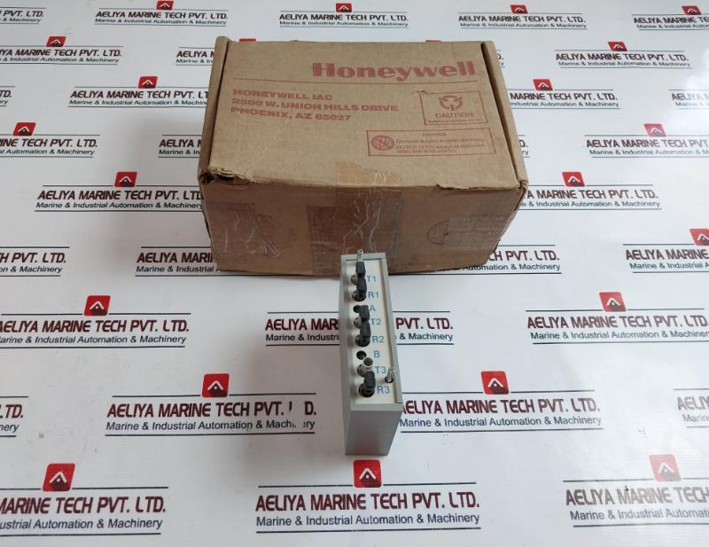 Honeywell 51201557-300 I/O Link Module Rev: G