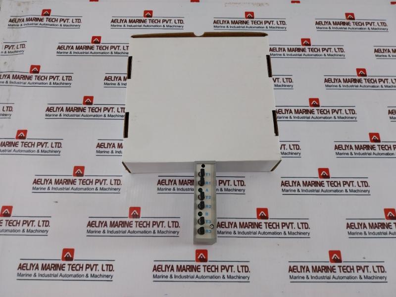 Honeywell 51201557-350 Input/ Output Link Module 12w25