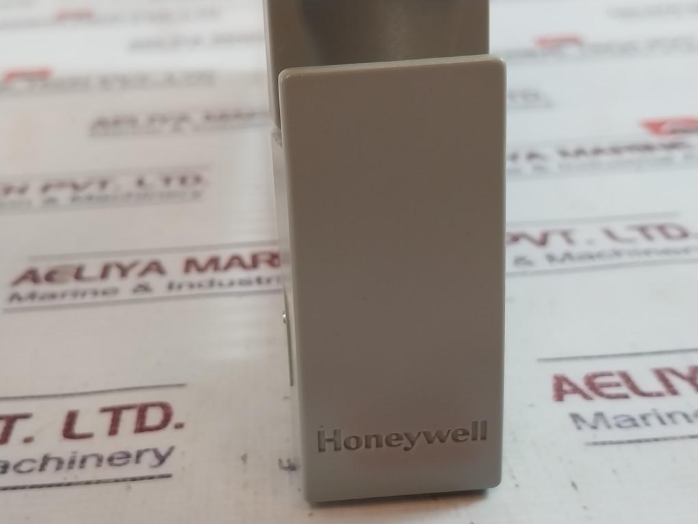 HONEYWELL 51303979-450 Input/output Link Interface 51120701-101