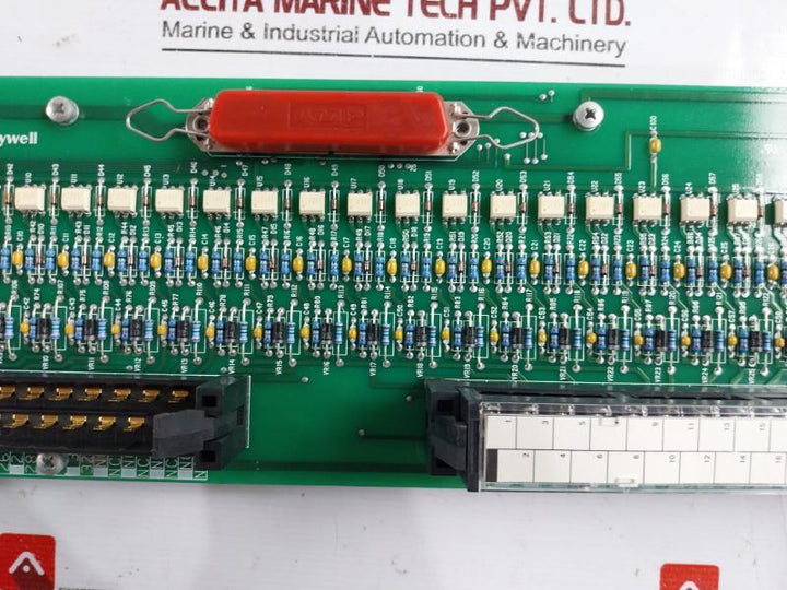 Honeywell 51304337-150 High Level Analog Digital Input 24vdc Sf12w11-f 8220