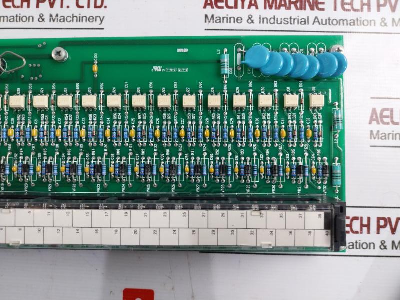 Honeywell 51304337-150 High Level Analog Digital Input 24vdc Sf12w11-f 8220