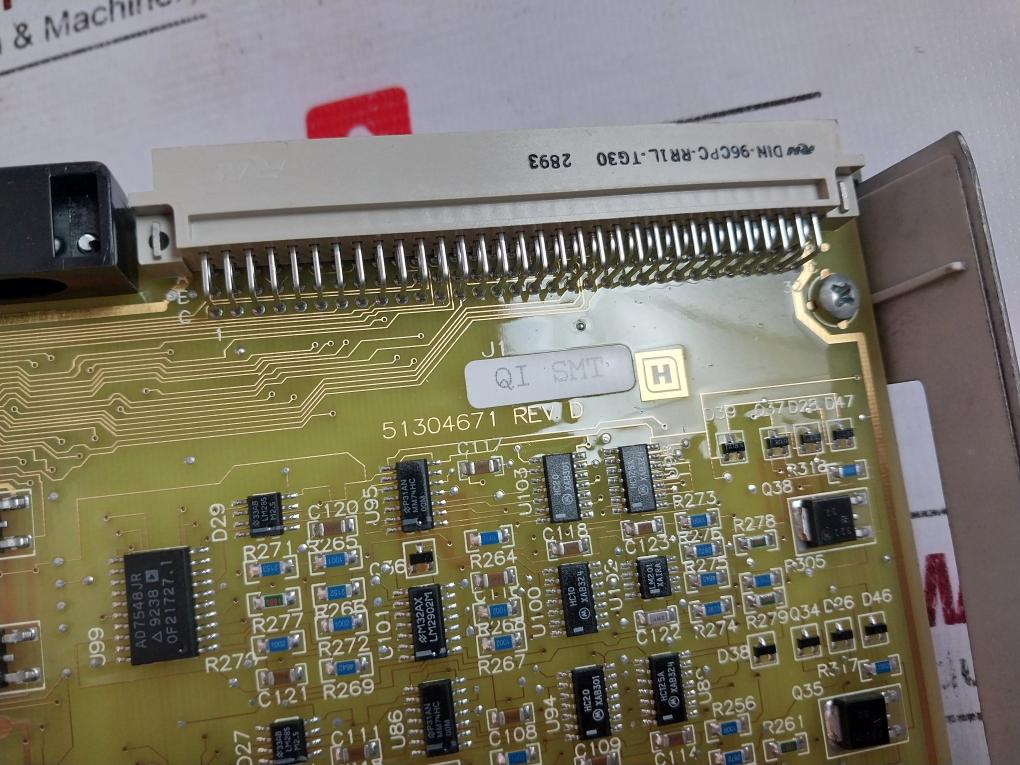 Honeywell 51304672-100 Analog Output Module Hdw. E1 Rev. D 51304671