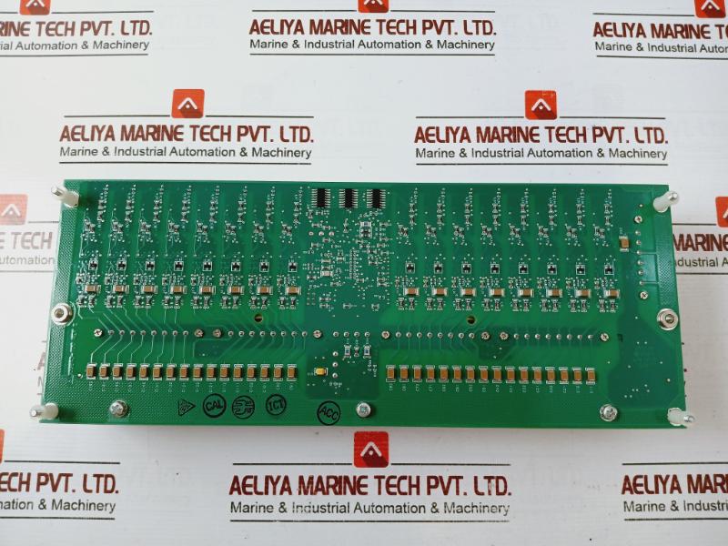 Honeywell 51305890-175 Analog Input Tc Mux/Filter 250 Volts Ac 51199606