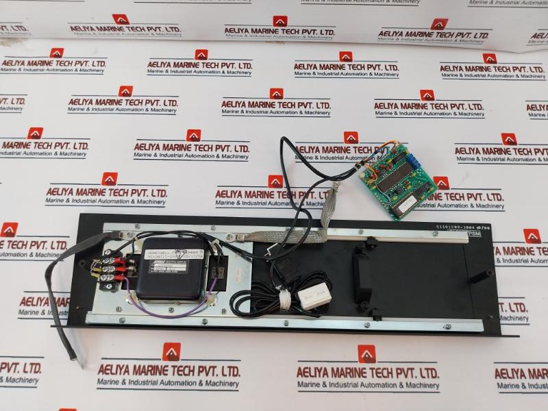 Honeywell 51401748-300 Trackball Assembly, Mouse/Trackball Connector Plate