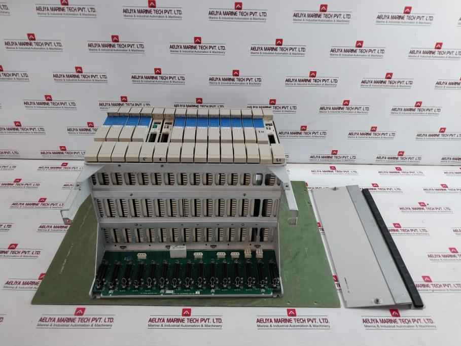 Honeywell 51402599-100 15 Slot Siom Backplane Rack System Rev: D 51401618-100