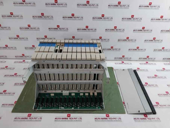 Honeywell 51402599-100 15 Slot Siom Backplane Rack System Rev: D 51401618-100