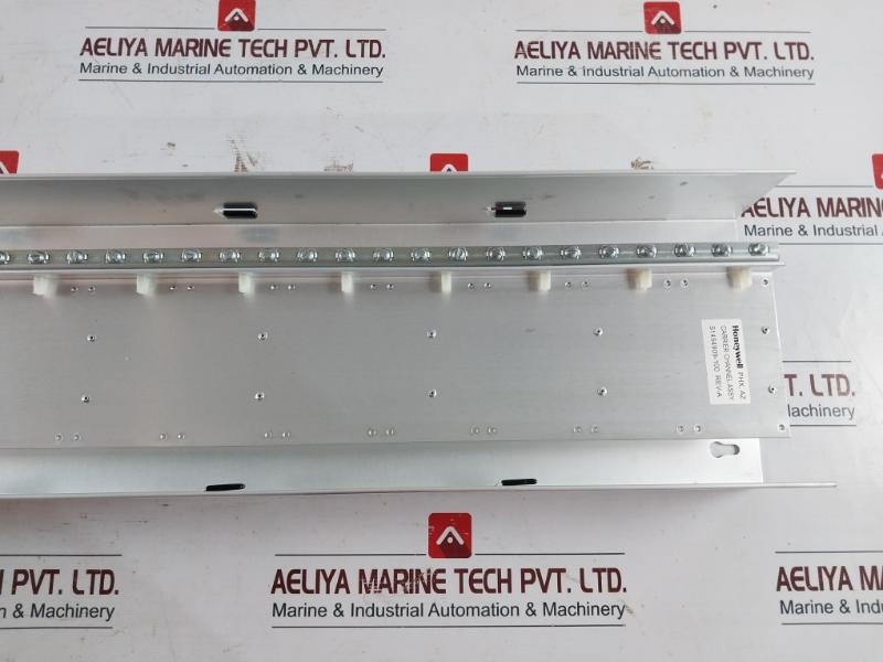 Honeywell 51454909-100 Controller Carrier Channel Assy Rev-a