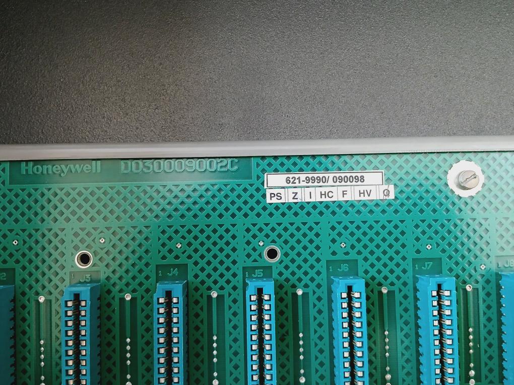 Honeywell 621-9990 Ipc 621 I/O Rack