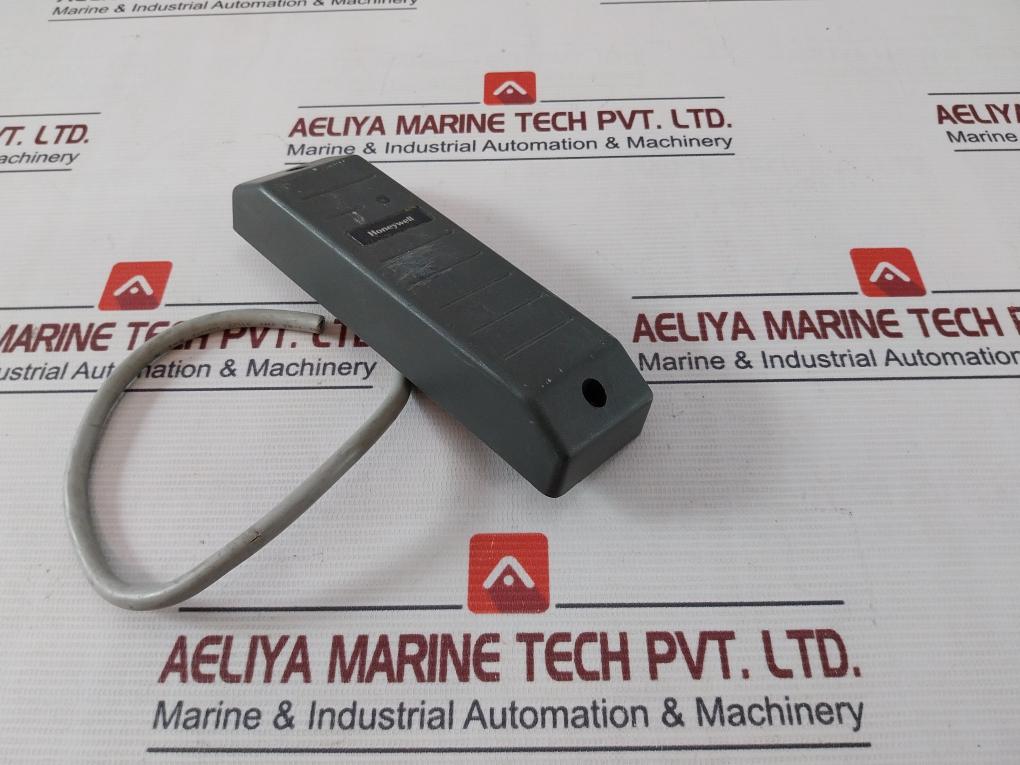 Honeywell 70-00233/P Proximity Card Reader 4.75-16Vdc Jq653Xx