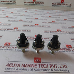 Honeywell 76052-20 Pressure Switch