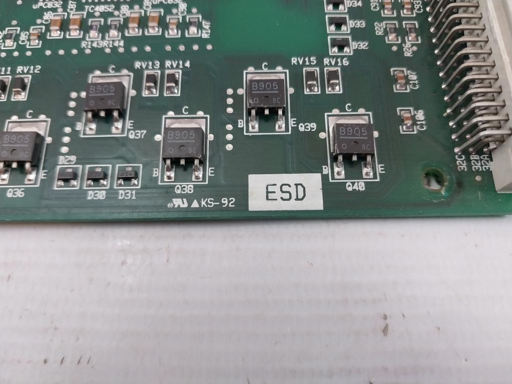 Honeywell 80363969-100 Analog Output Processor Board Rev D 4-11-1898-3261 94V-0