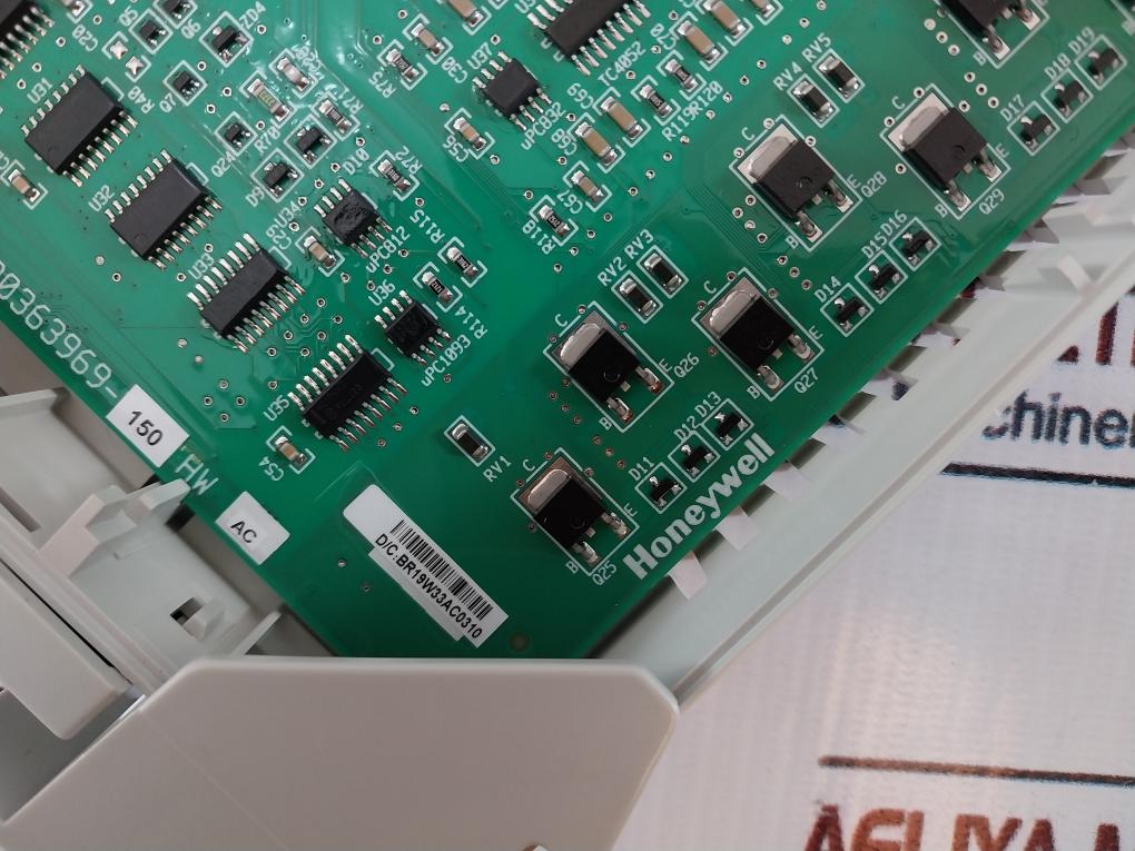 Honeywell 80363969-150 Analog Output 16 Module 51404092-400 Rev:G
