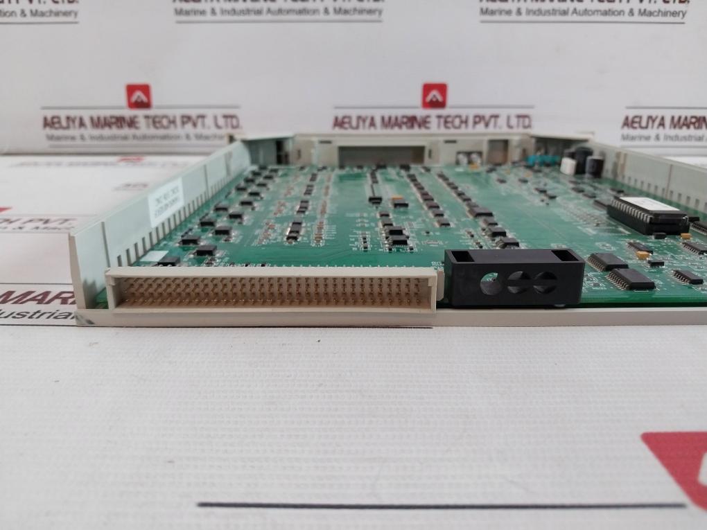 Honeywell 80363969-150 Analog Output Module Rev D1