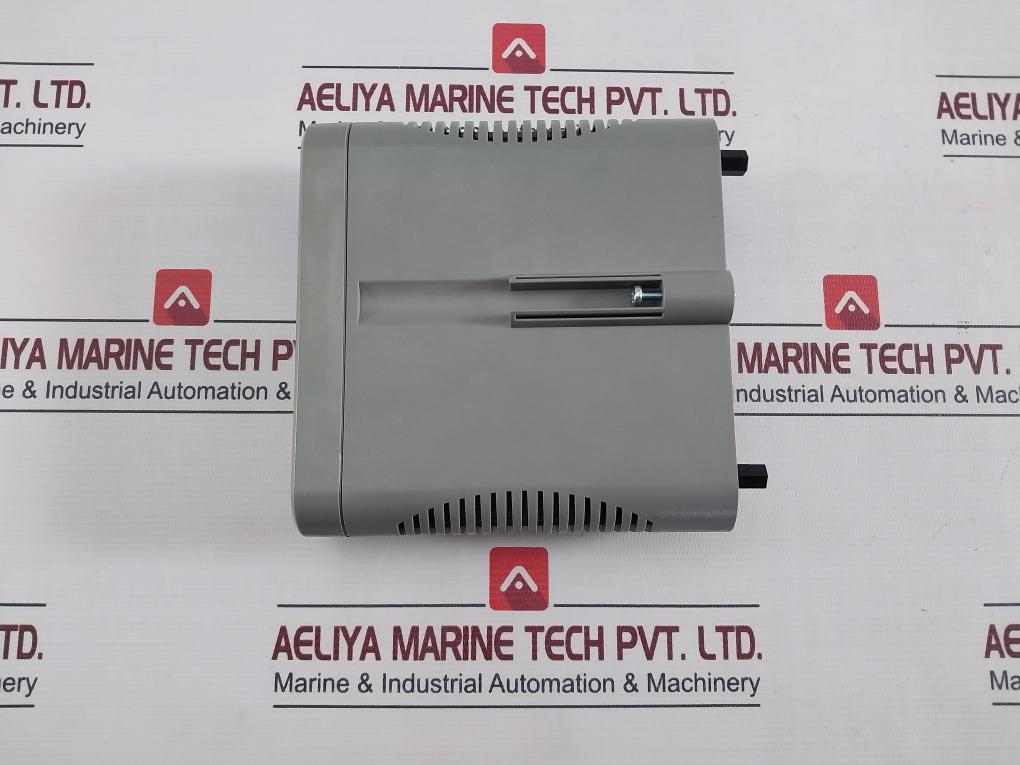 Honeywell 8C-pdila1 Digital Input Module 51454471-175 95Ma At 24 Vdc Series:8