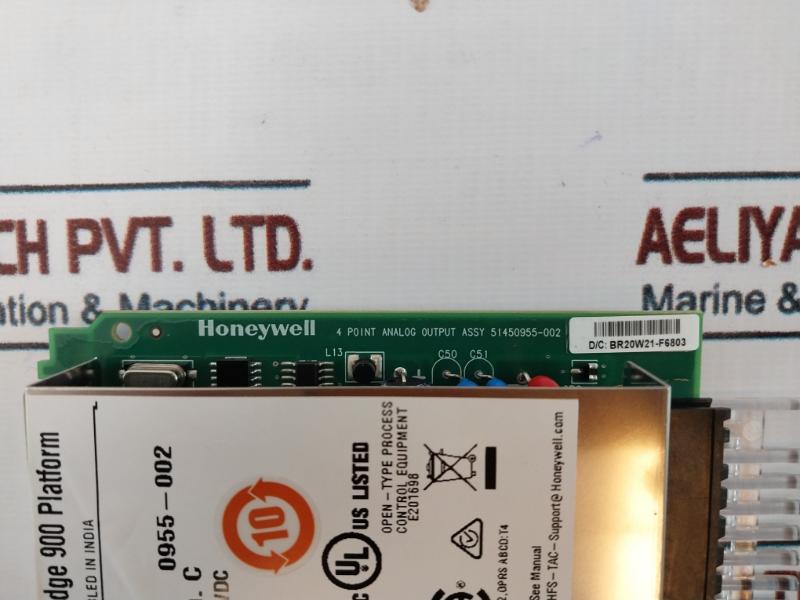 Honeywell 900B01-0301 Controledge 900 Platform 4 Channel Analog Output