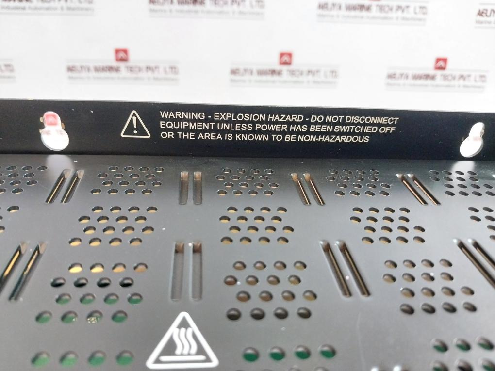 Honeywell 900R12-0101 12 I/O Slot Rack/Module Controller 5Vdc/6A & 24Vdc/2A